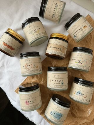 Pozor, pozor…✨ Na e-shopu už probíhají úpravy produktových fotek svíček v novém kabátku. Už ze začátku roku jsem chtěla...