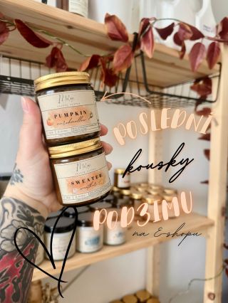 Poslední kousky podzimu 🍂 na ✨e-shopu! Miluj. se už pomalu chystá na výrobu vánočních 🎄 voňavostí, a tak je potřeba udělat...